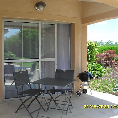 Maisonnette Neuve A La Campagne Urgosse Bagian luar foto